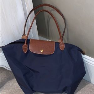 Longchamp tote medium